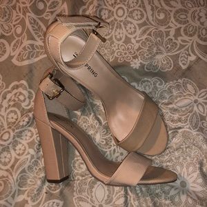 Heels Sizes 7.5-8.5